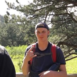 Meet your Posher, Dillon